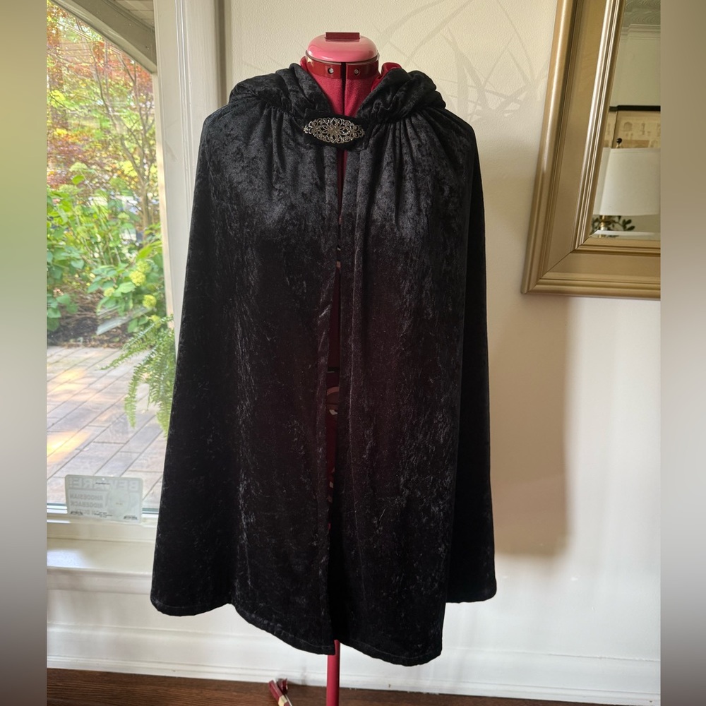 KIDS REVERSIBLE HALLOWEEN CAPE